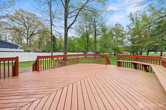 431 Brentwood Drive, Piscataway, NJ 08854