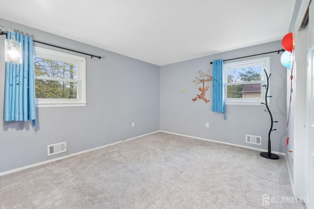 431 Brentwood Drive, Piscataway, NJ 08854