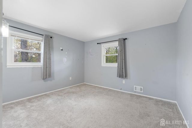 431 Brentwood Drive, Piscataway, NJ 08854