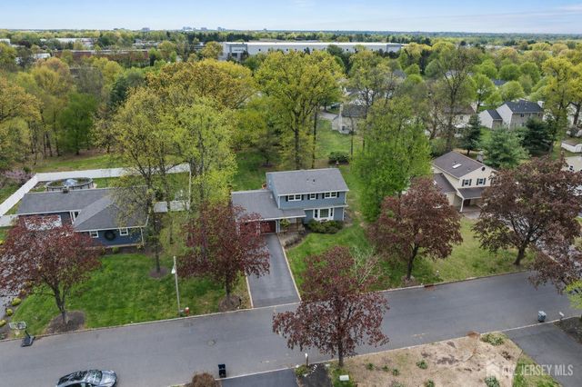 431 Brentwood Drive, Piscataway, NJ 08854