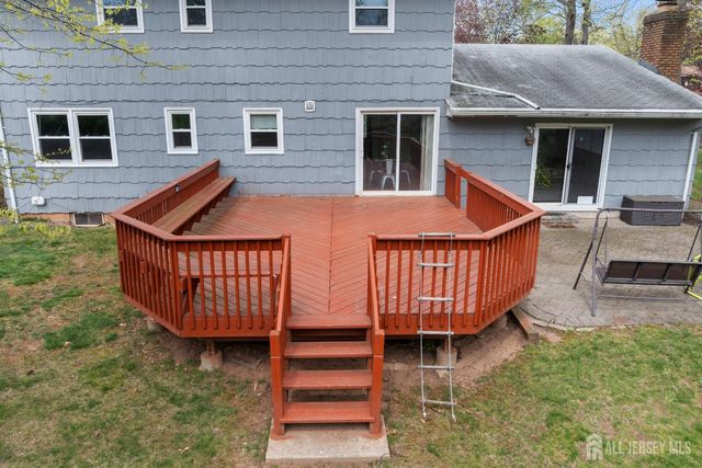 431 Brentwood Drive, Piscataway, NJ 08854