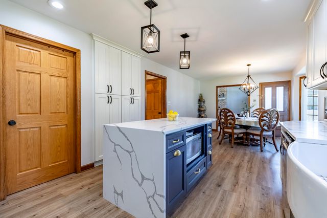 4934 Oriole Avenue, Schererville, IN 46375