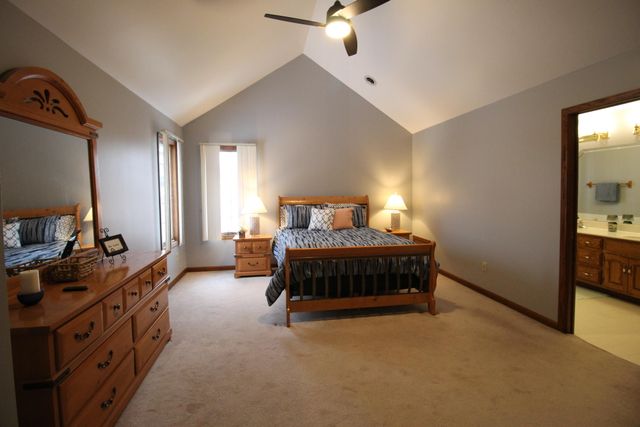 4934 Oriole Avenue, Schererville, IN 46375