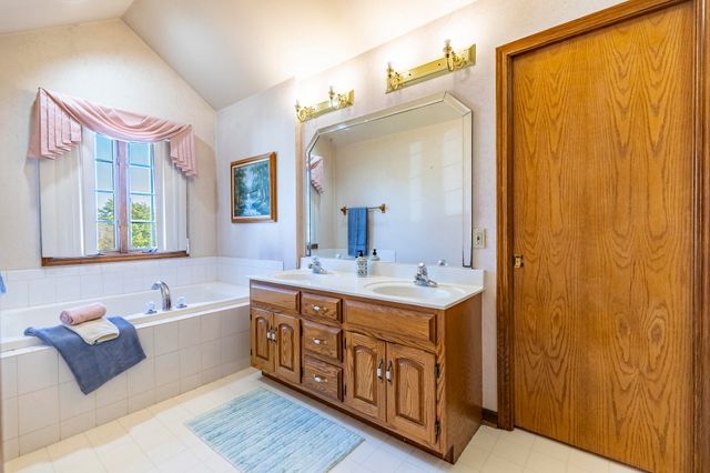 4934 Oriole Avenue, Schererville, IN 46375