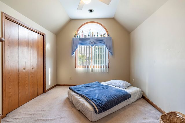 4934 Oriole Avenue, Schererville, IN 46375