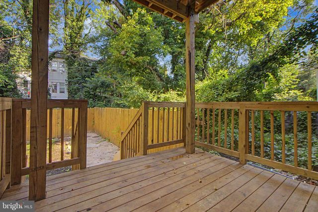 2810 SUFFOLK AVE, Baltimore, MD 21215