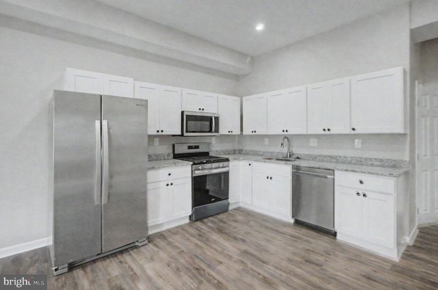 2810 SUFFOLK AVE, Baltimore, MD 21215