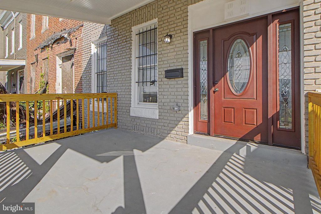 2810 SUFFOLK AVE, Baltimore, MD 21215