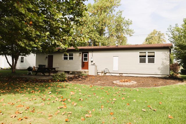 821 E Merritt Street, Rensselaer, IN 47978