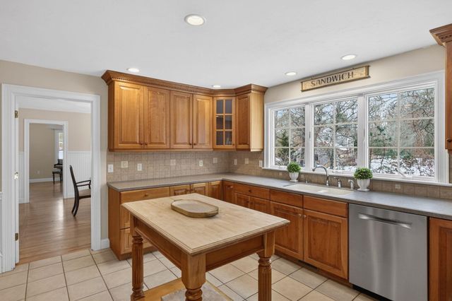 9 Viking Lane, Sandwich, MA 02563