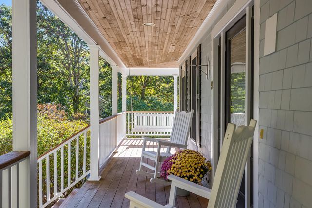 9 Viking Lane, Sandwich, MA 02563