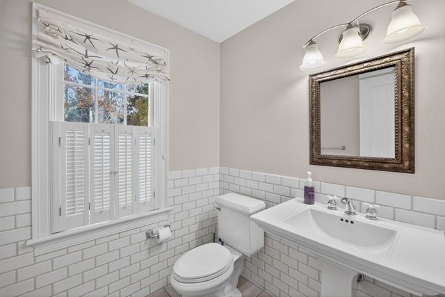 9 Viking Lane, Sandwich, MA 02563