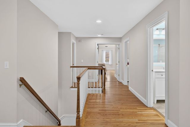 9 Viking Lane, Sandwich, MA 02563