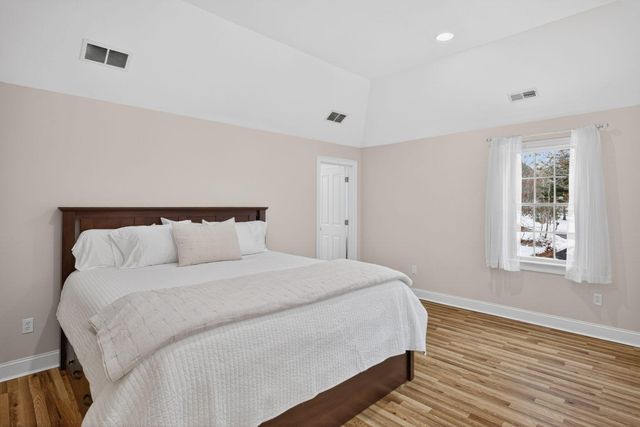 9 Viking Lane, Sandwich, MA 02563