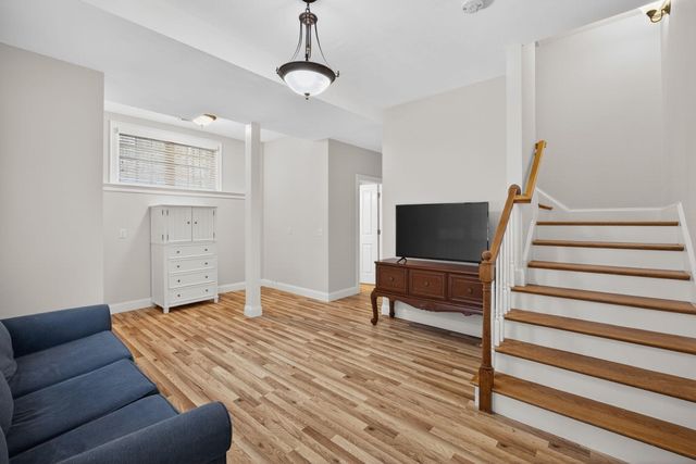 9 Viking Lane, Sandwich, MA 02563