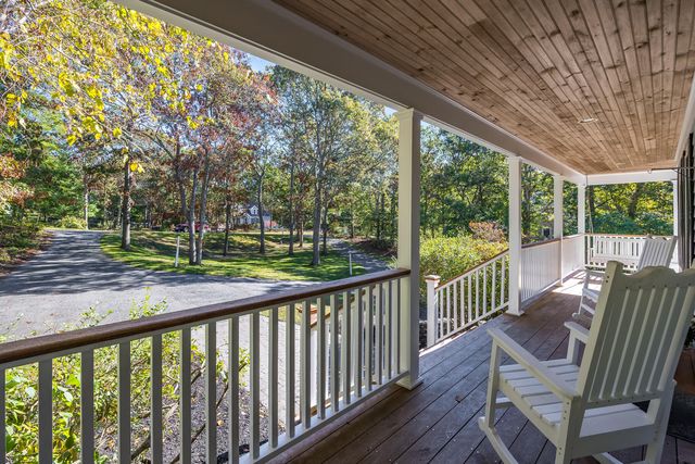 9 Viking Lane, Sandwich, MA 02563