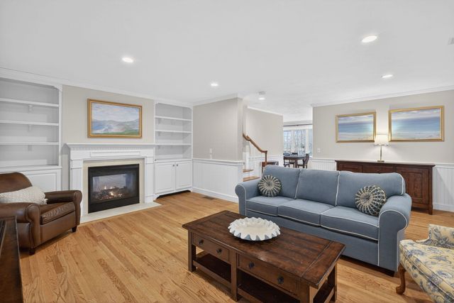 9 Viking Lane, Sandwich, MA 02563