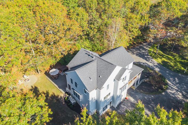 9 Viking Lane, Sandwich, MA 02563