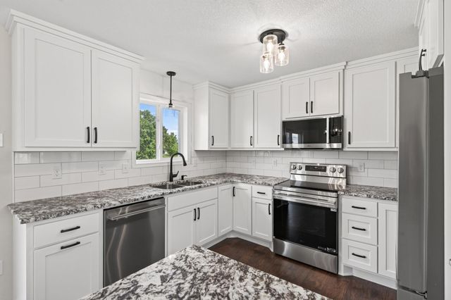 33545 Oriole Avenue, Lindstrom, MN 55045