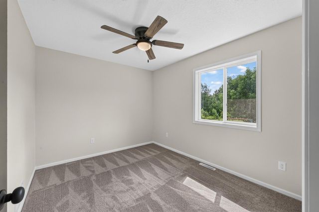 33545 Oriole Avenue, Lindstrom, MN 55045