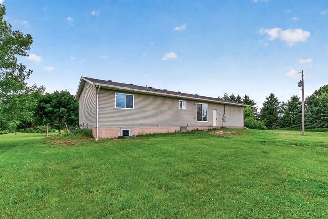 33545 Oriole Avenue, Lindstrom, MN 55045