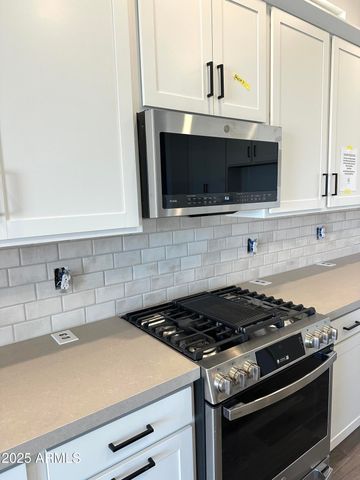 43513 N Wollemi Street, Queen Creek, AZ 85140