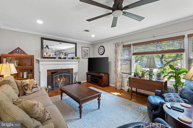 1419 BUCKNER ST, Fredericksburg, VA 22401