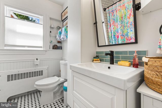 1419 BUCKNER ST, Fredericksburg, VA 22401