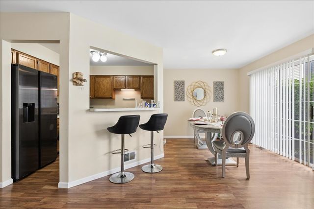 34313 N Homestead Road, Gurnee, IL 60031
