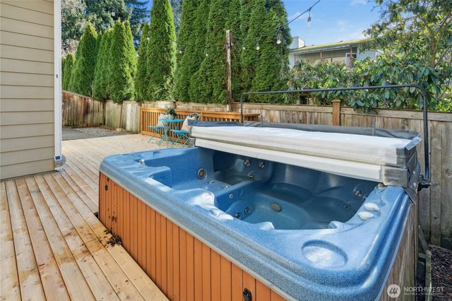 1126 204th Place SW, Lynnwood, WA 98036