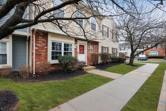 405 Cheshire Ct, Franklin Twp., NJ 08873