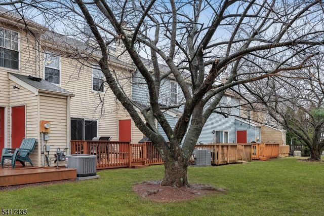 405 Cheshire Ct, Franklin Twp., NJ 08873