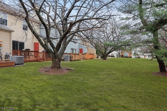 405 Cheshire Ct, Franklin Twp., NJ 08873