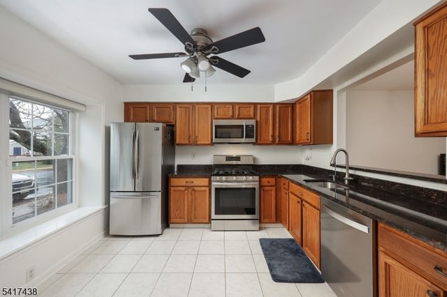 405 Cheshire Ct, Franklin Twp., NJ 08873