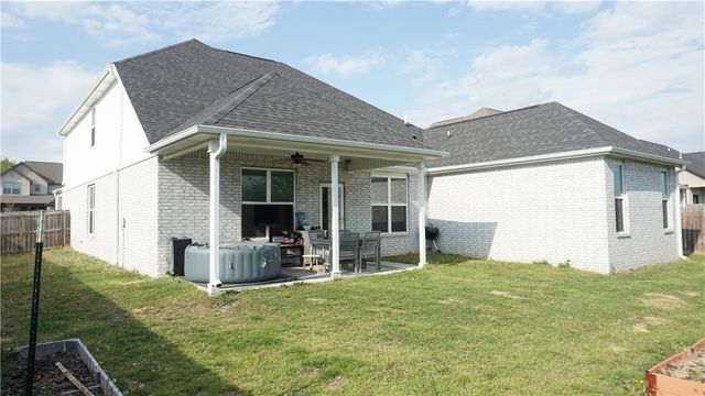 3345 Clearwater Cove, Springdale, AR 72764