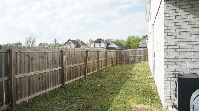 3345 Clearwater Cove, Springdale, AR 72764