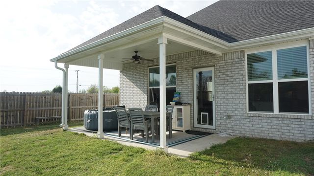 3345 Clearwater Cove, Springdale, AR 72764