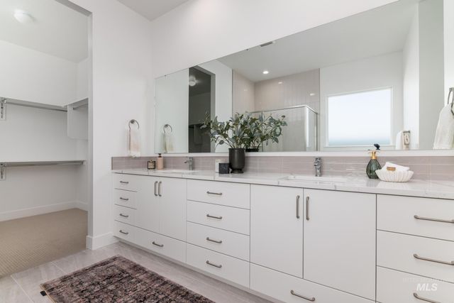 1113 W Grassland Ct, Middleton, ID 83644