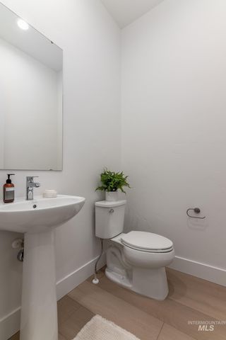 1113 W Grassland Ct, Middleton, ID 83644