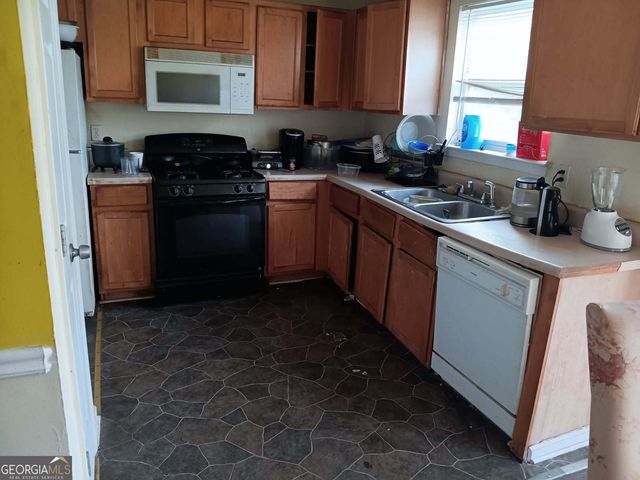 315 Blue Sail Lane, South Fulton, GA 30349