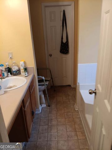 315 Blue Sail Lane, South Fulton, GA 30349