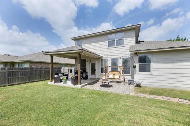 208 Lone Star BLVD, Hutto, TX 78634