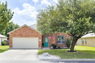 208 Lone Star BLVD, Hutto, TX 78634