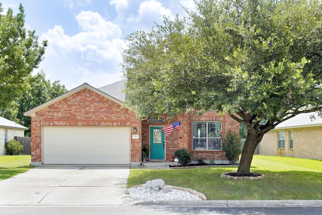 208 Lone Star BLVD, Hutto, TX 78634