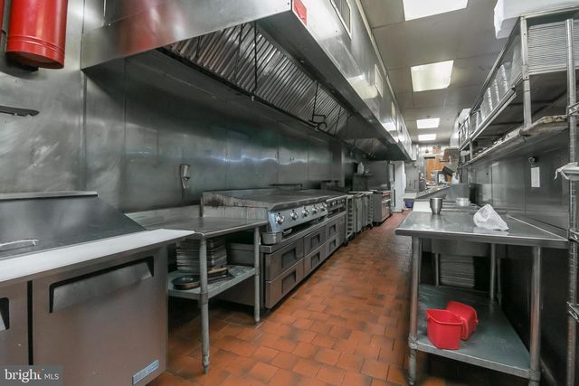 1111 WALNUT ST, Philadelphia, PA 19107