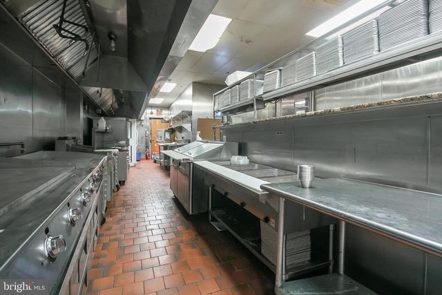 1111 WALNUT ST, Philadelphia, PA 19107