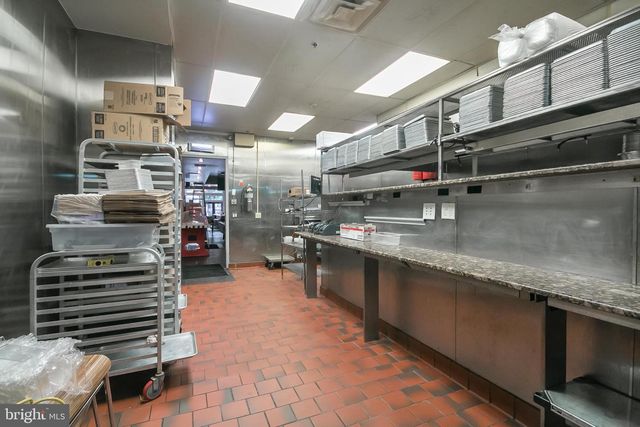 1111 WALNUT ST, Philadelphia, PA 19107