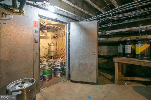 1111 WALNUT ST, Philadelphia, PA 19107