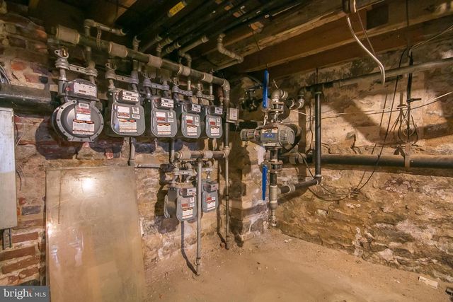 1111 WALNUT ST, Philadelphia, PA 19107