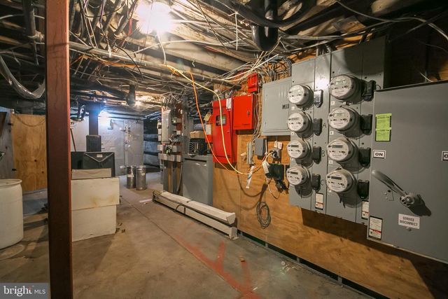 1111 WALNUT ST, Philadelphia, PA 19107